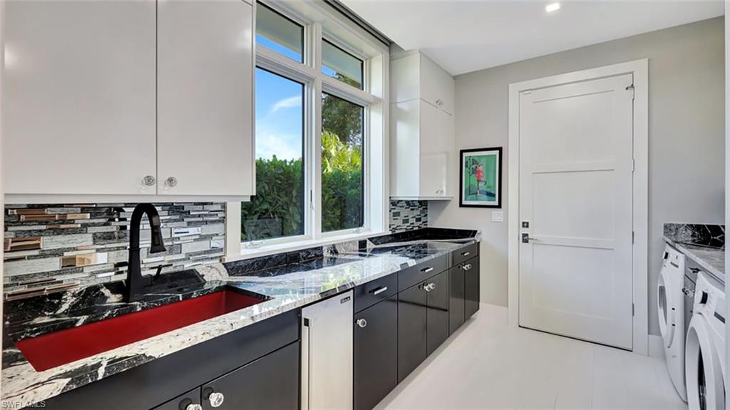 OLDE NAPLES - Residential Lease