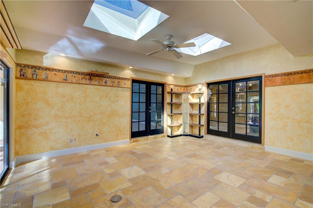 HIDDEN ACRES - Residential