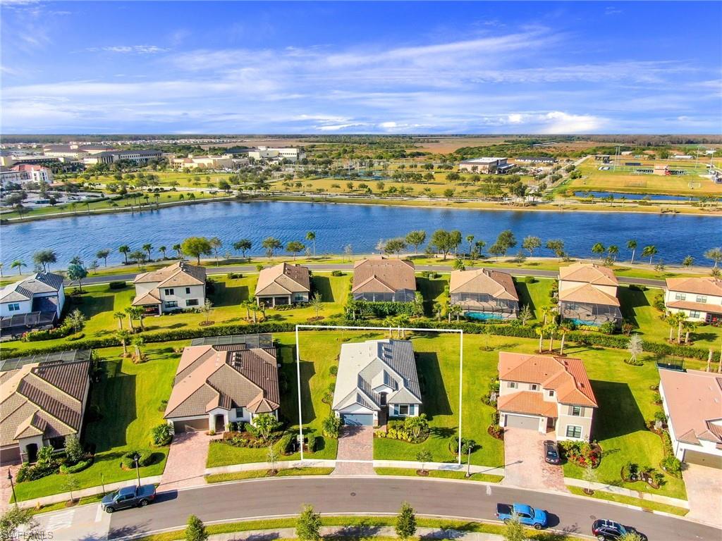 AVALON PARK - Residential