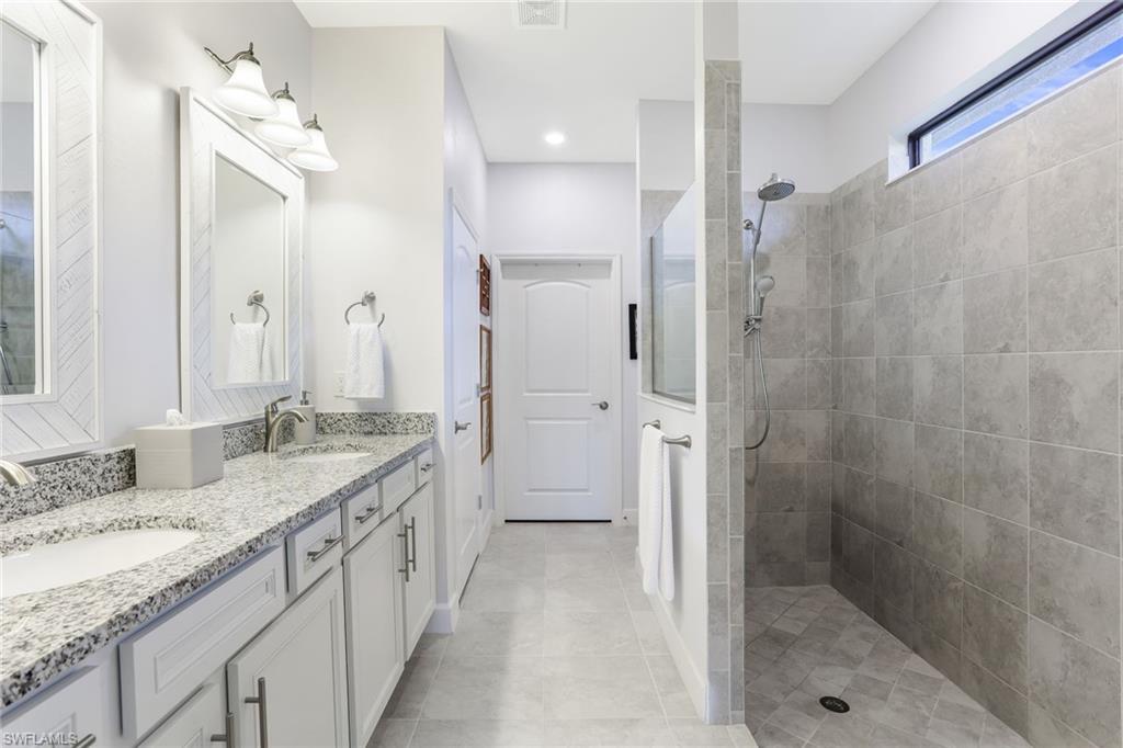 AVALON PARK - Residential