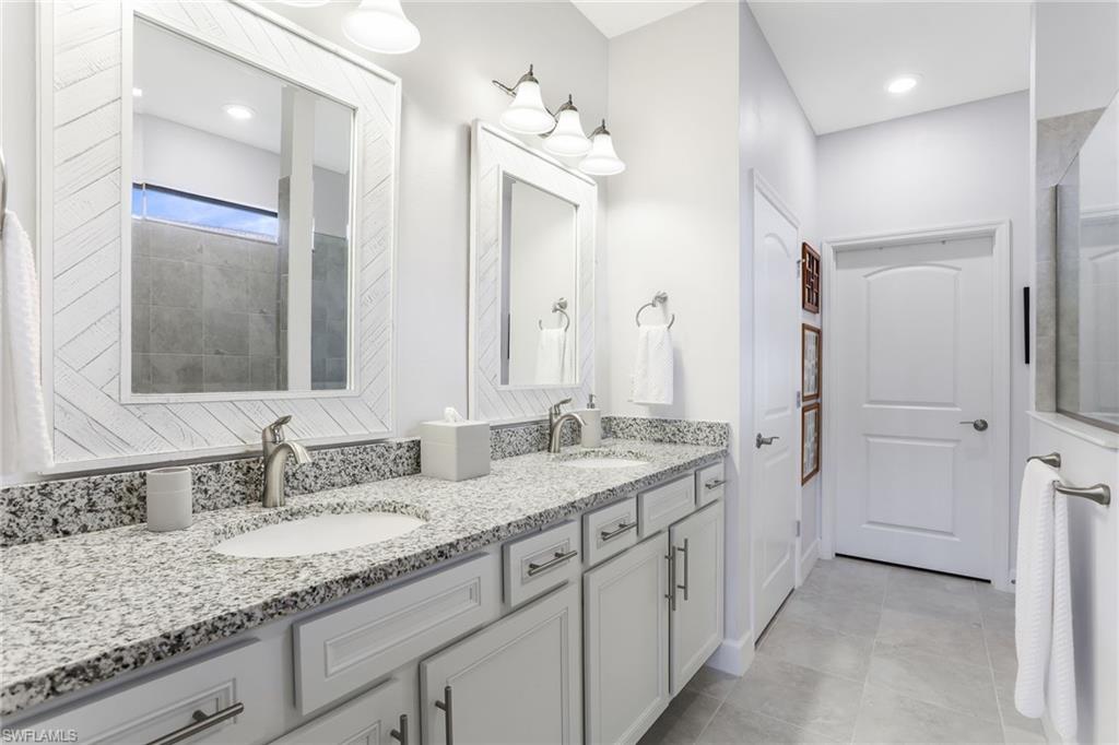 AVALON PARK - Residential