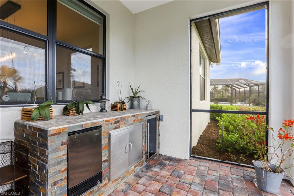 AVALON PARK - Residential