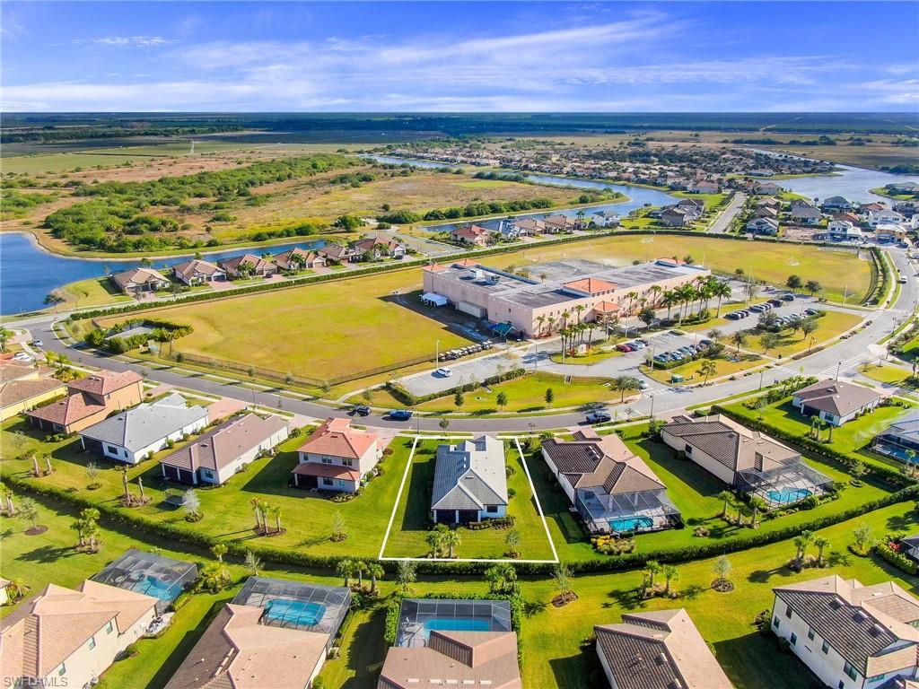 AVALON PARK - Residential