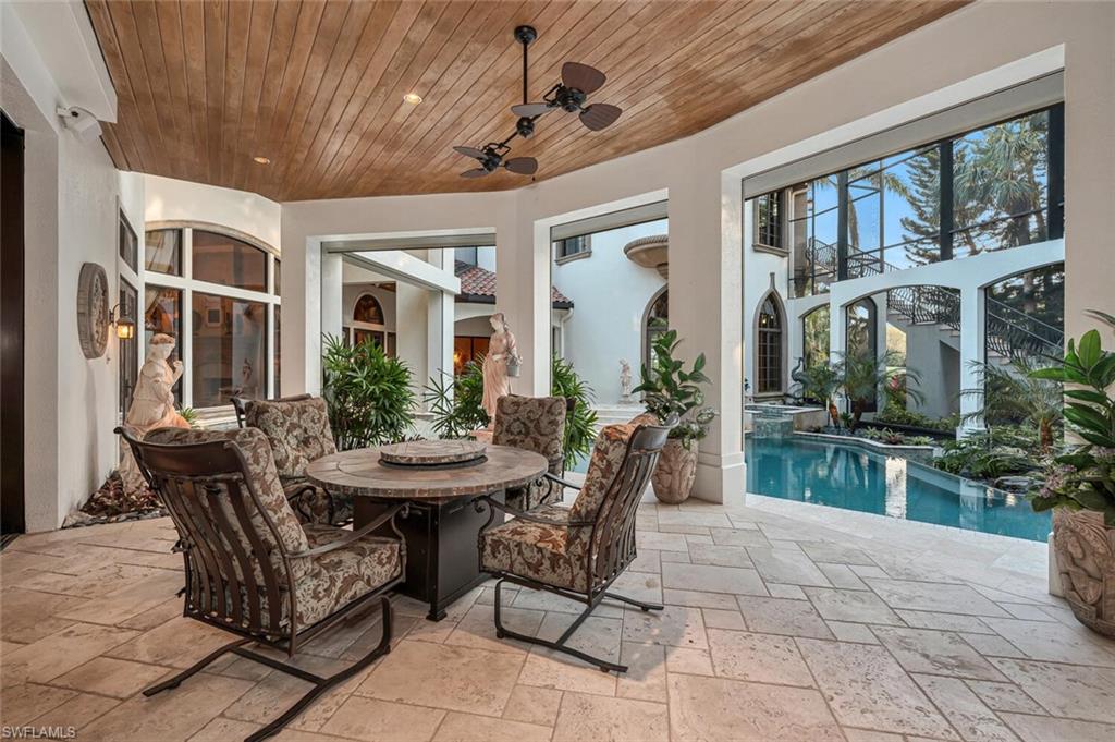 QUAIL WEST - Residential