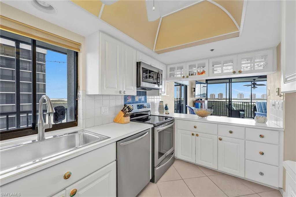 BAY HARBOR CLUB CONDO - Residential