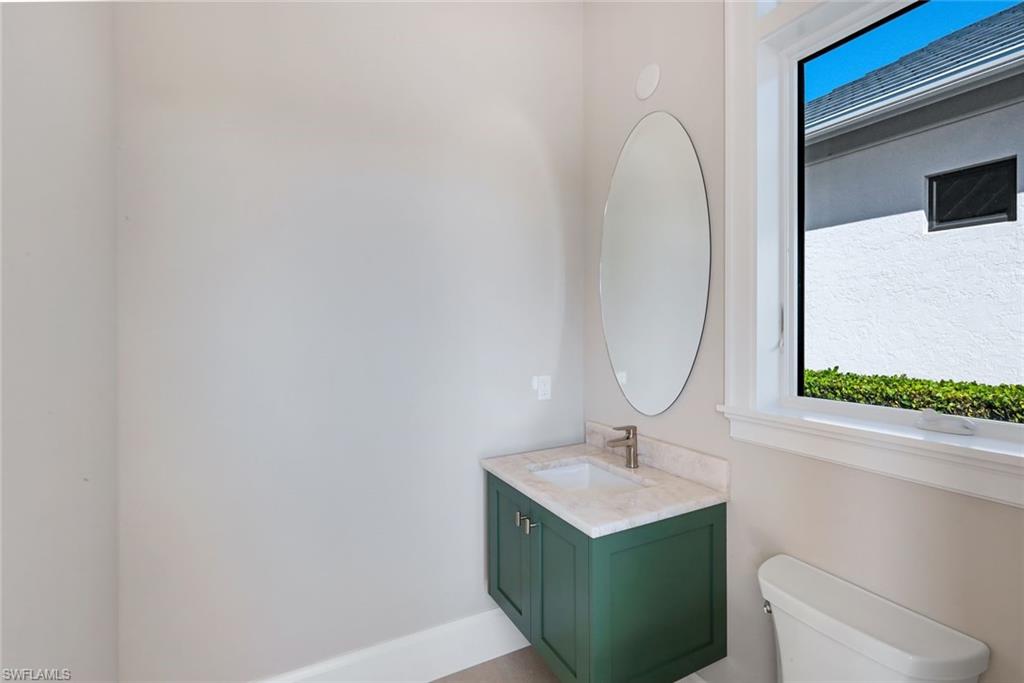 THE ENCLAVE OF DISTINCTION - Residential