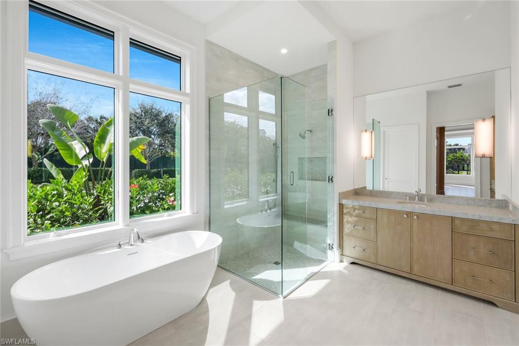 THE ENCLAVE OF DISTINCTION - Residential