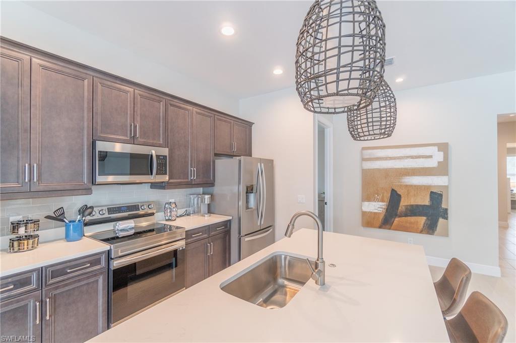 NAPLES PARK - Residential Lease