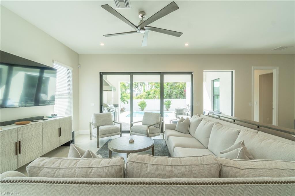 NAPLES PARK - Residential Lease