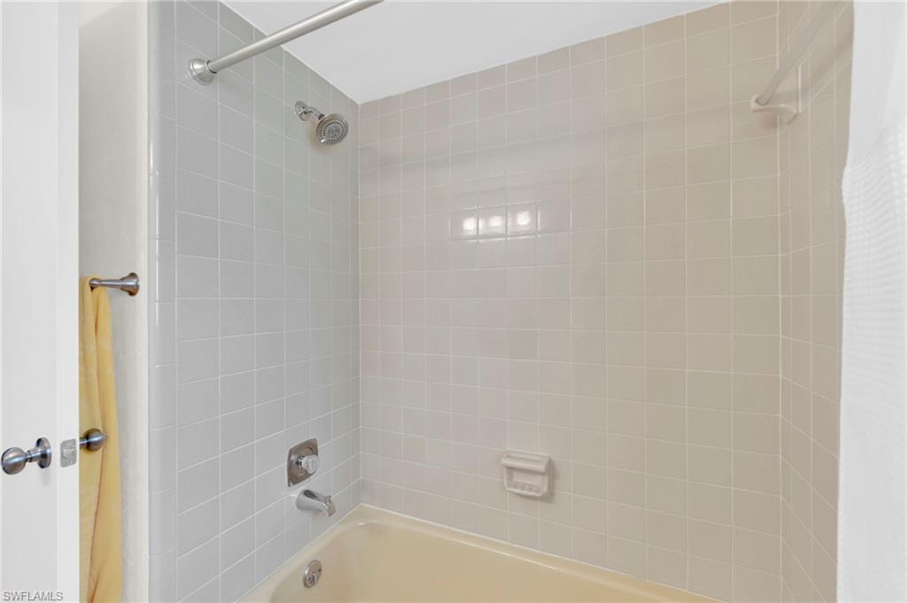 OLGA PINES - Residential