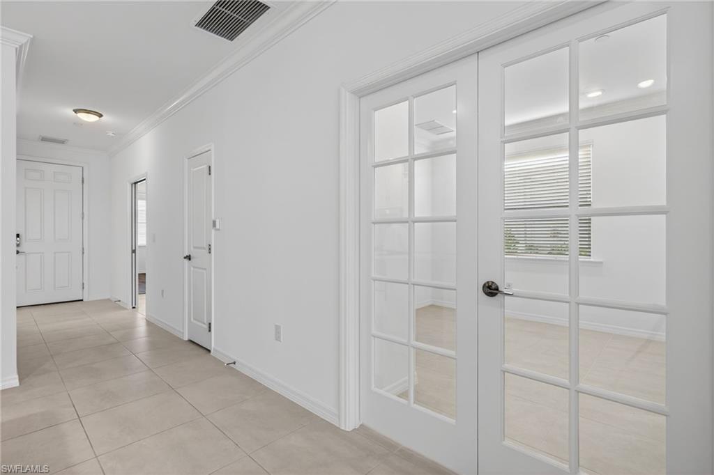 ESPLANADE LAKE CLUB - Residential