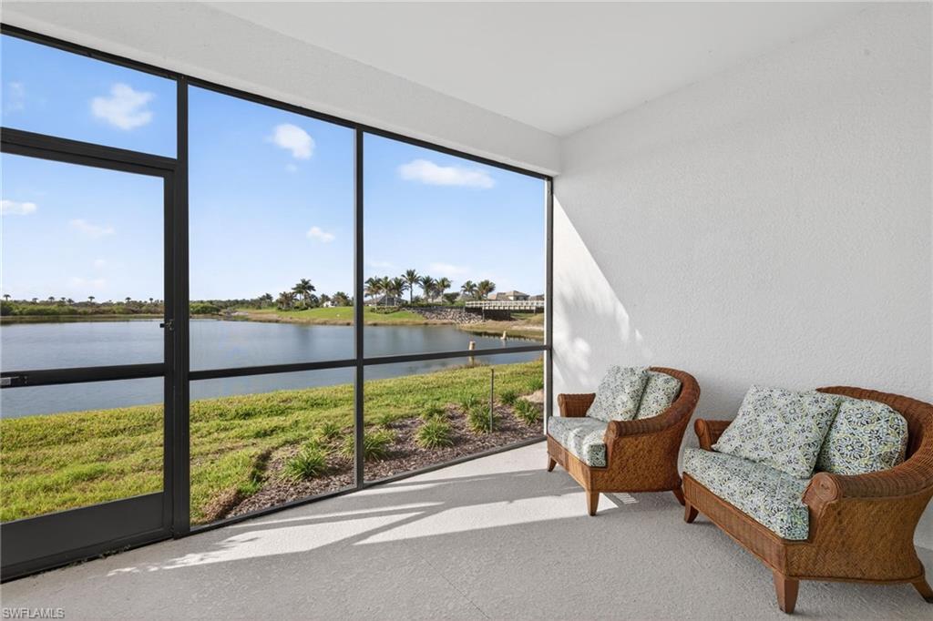 ESPLANADE LAKE CLUB - Residential