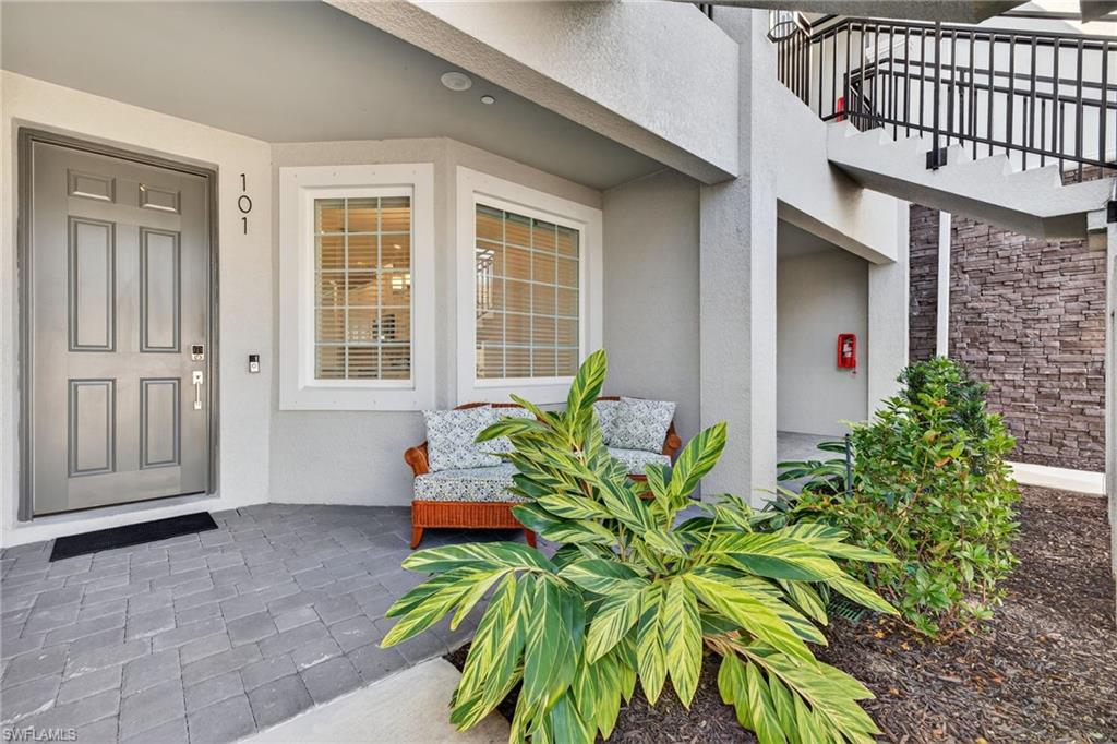 ESPLANADE LAKE CLUB - Residential