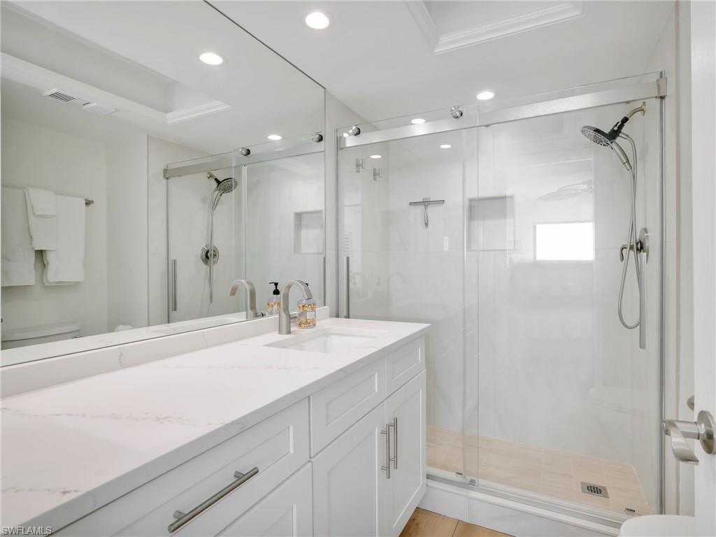 CARLOS POINTE - Residential