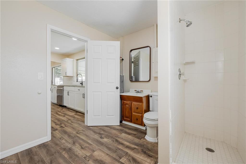 FORT MYERS SHORES - Residential