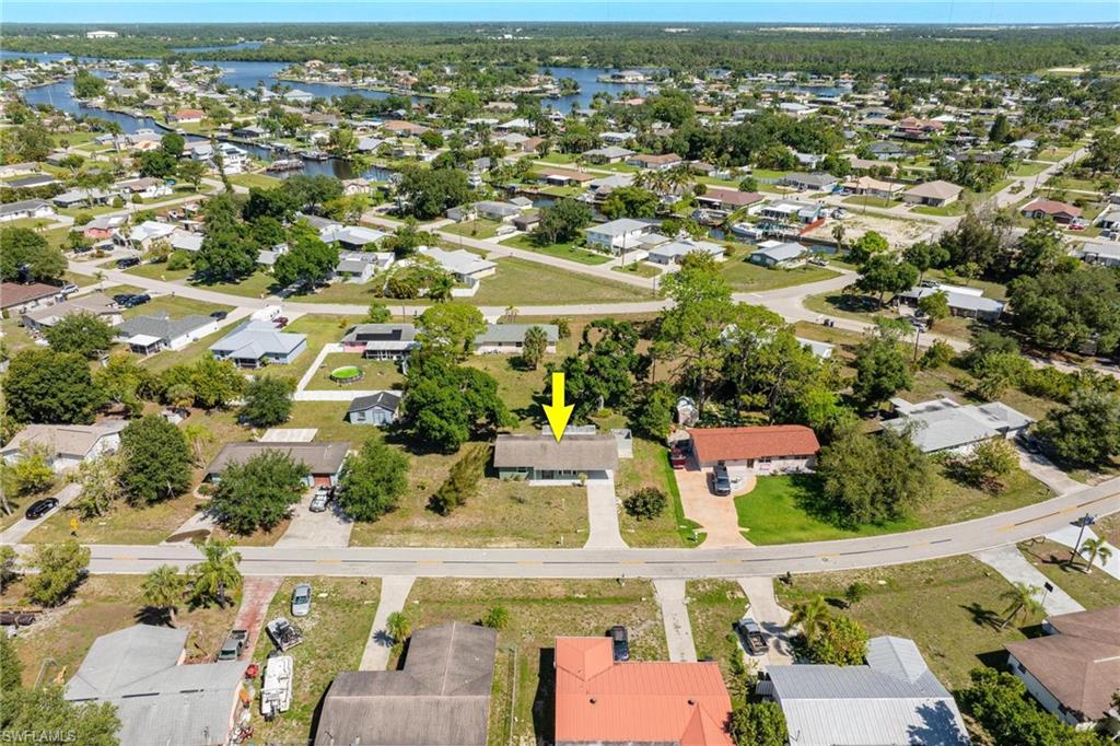 FORT MYERS SHORES - Residential