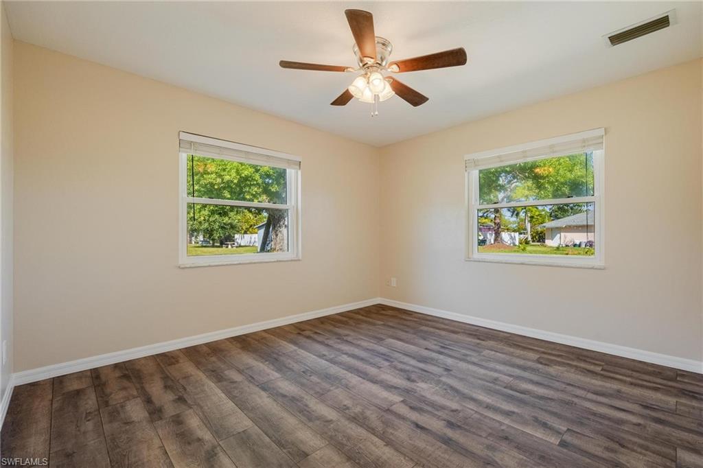 FORT MYERS SHORES - Residential