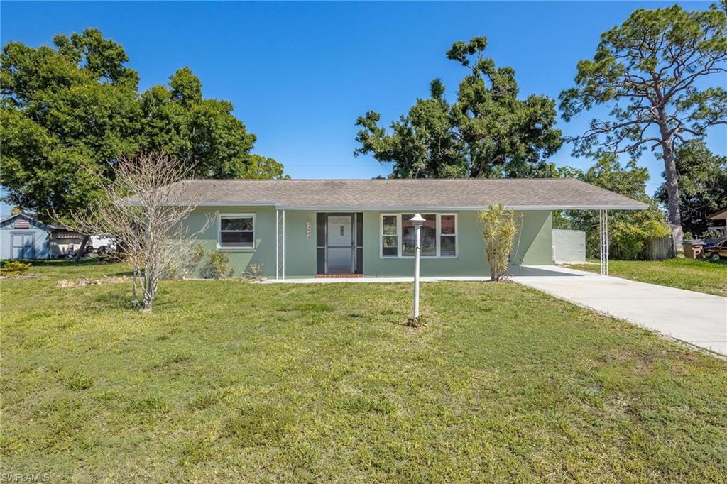 FORT MYERS SHORES - Residential