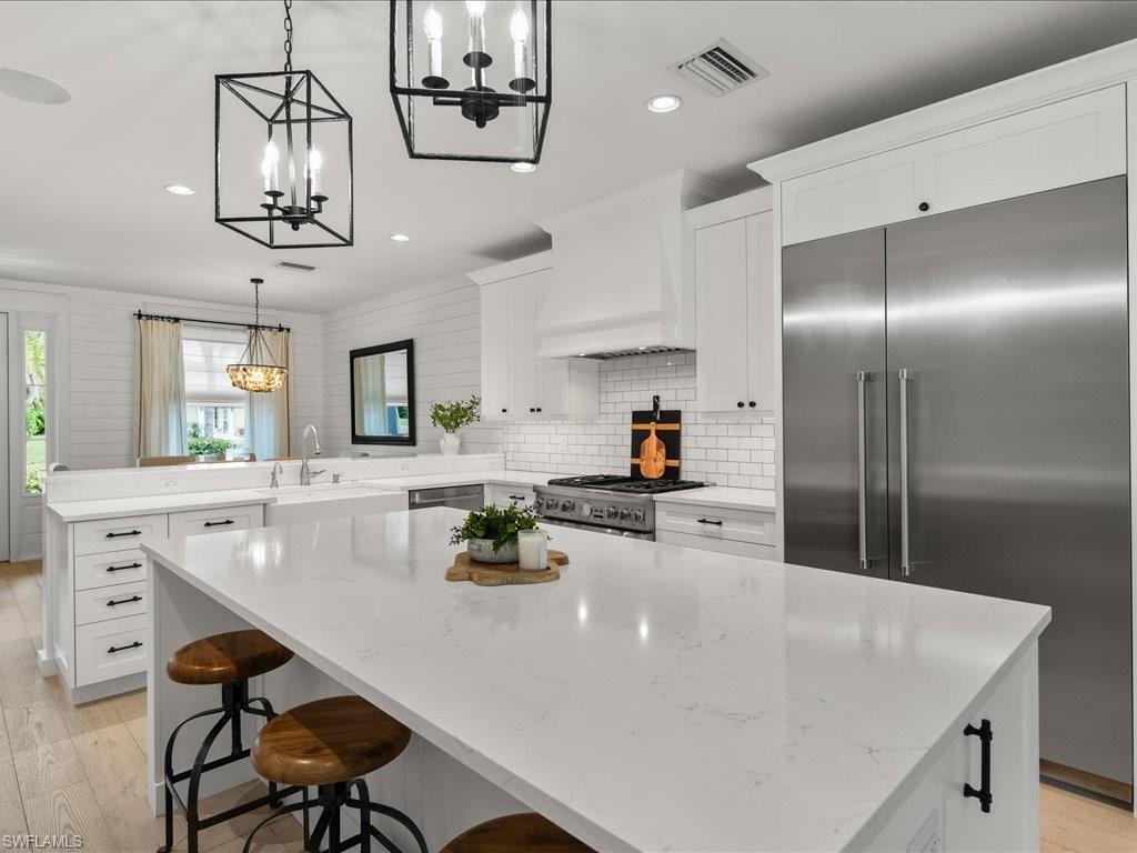 OLDE NAPLES - Residential