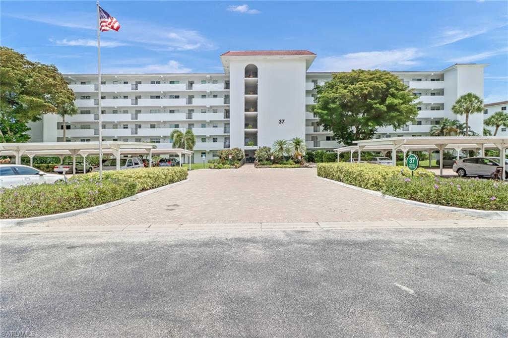 HIGH POINT COUNTRY CLUB - Residential