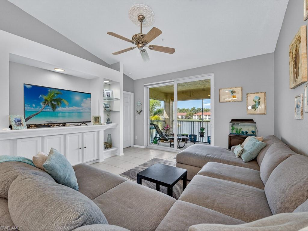 HUNTINGTON LAKES - Residential