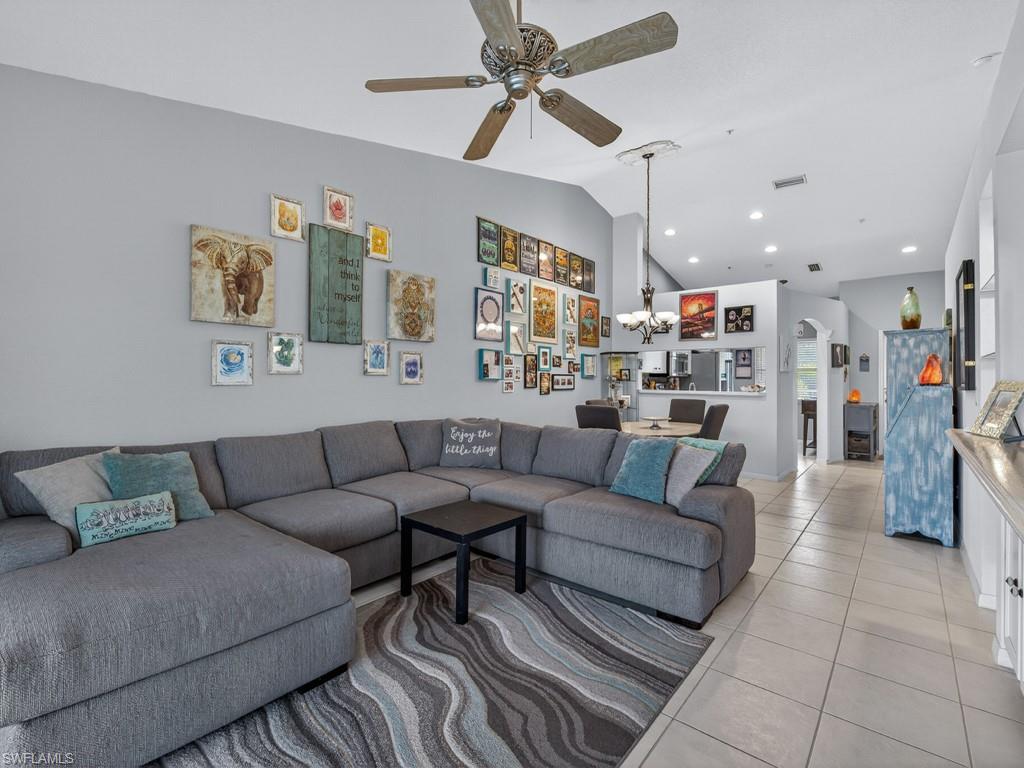 HUNTINGTON LAKES - Residential