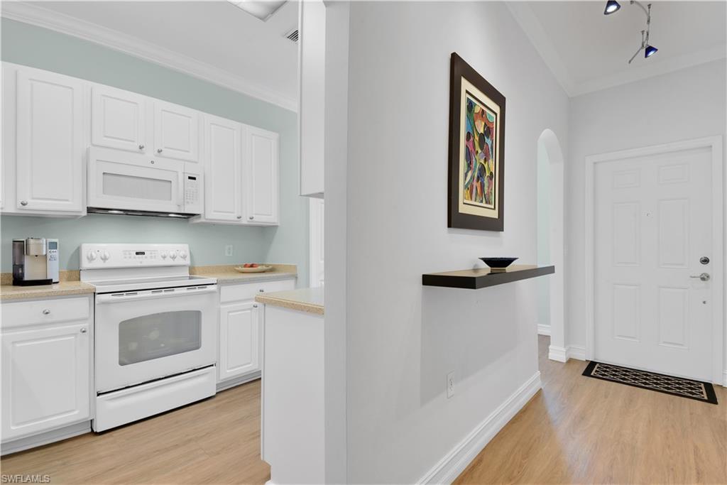 REFLECTION LAKES - Residential