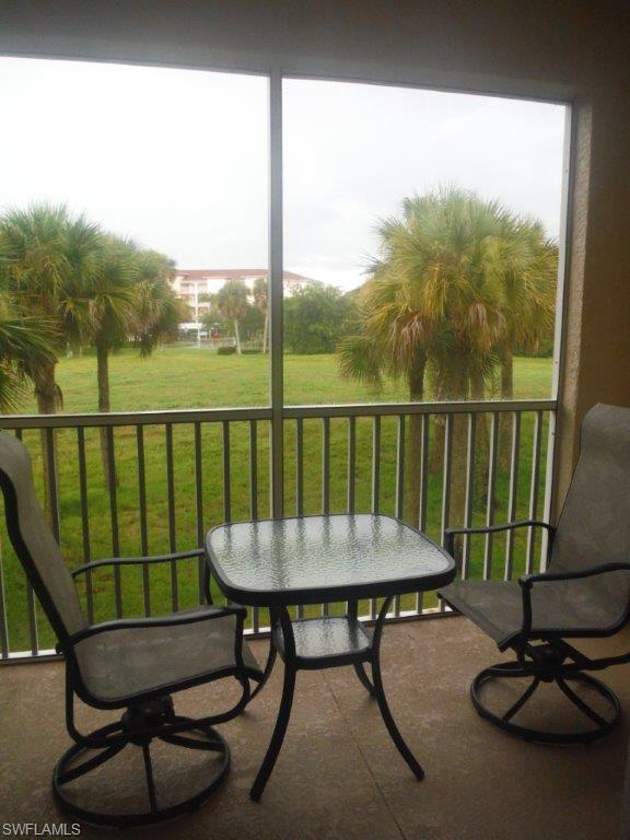 CLUBHOUSE VILLAS - Residential