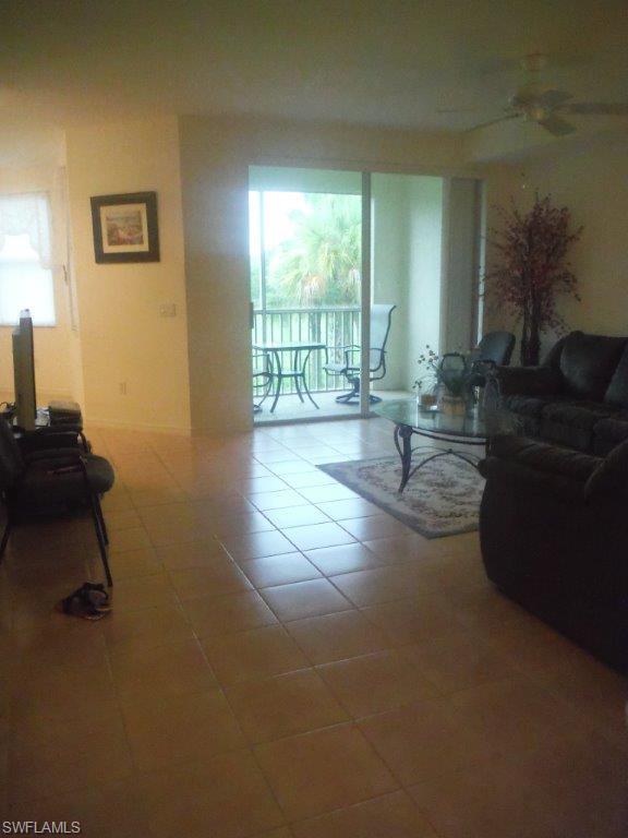 CLUBHOUSE VILLAS - Residential