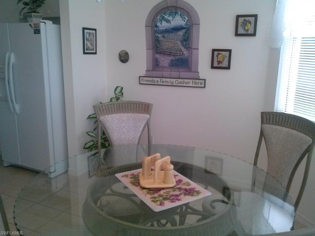 CLUBHOUSE VILLAS - Residential