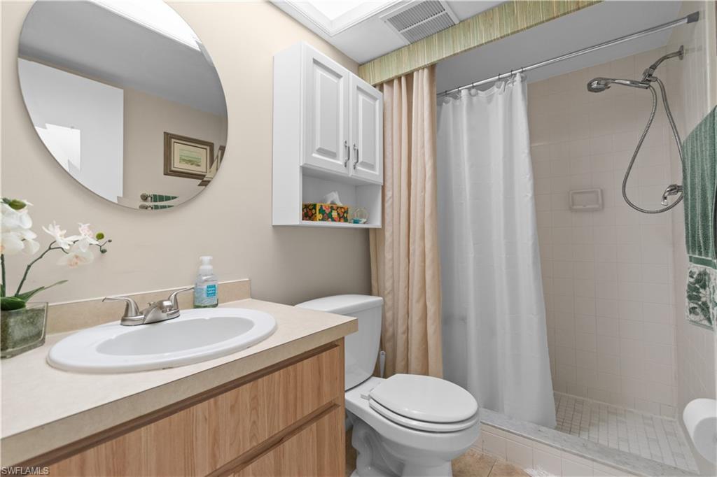 CLUB AT CRYSTAL LAKE CONDOMINIUM - Residential