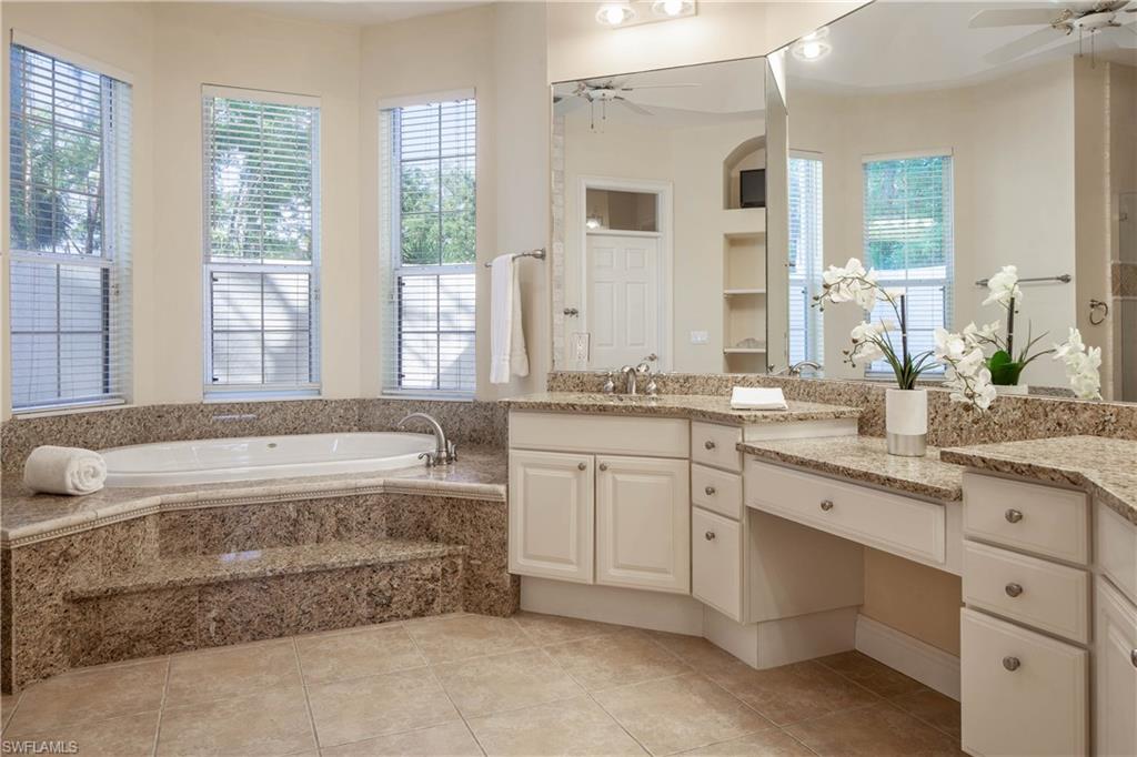 LONGLAKE - Residential