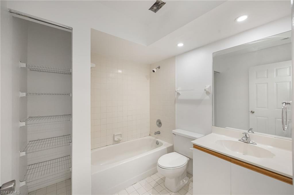 PAVILION CLUB - Residential