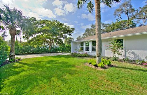 A home in NAPLES