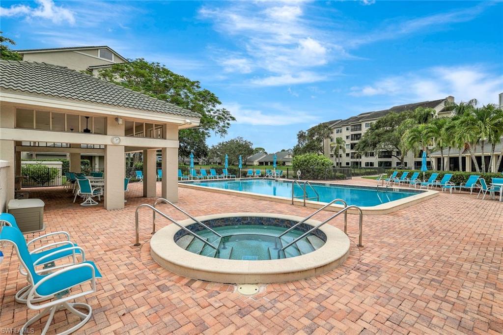 ARBOR TRACE - Residential