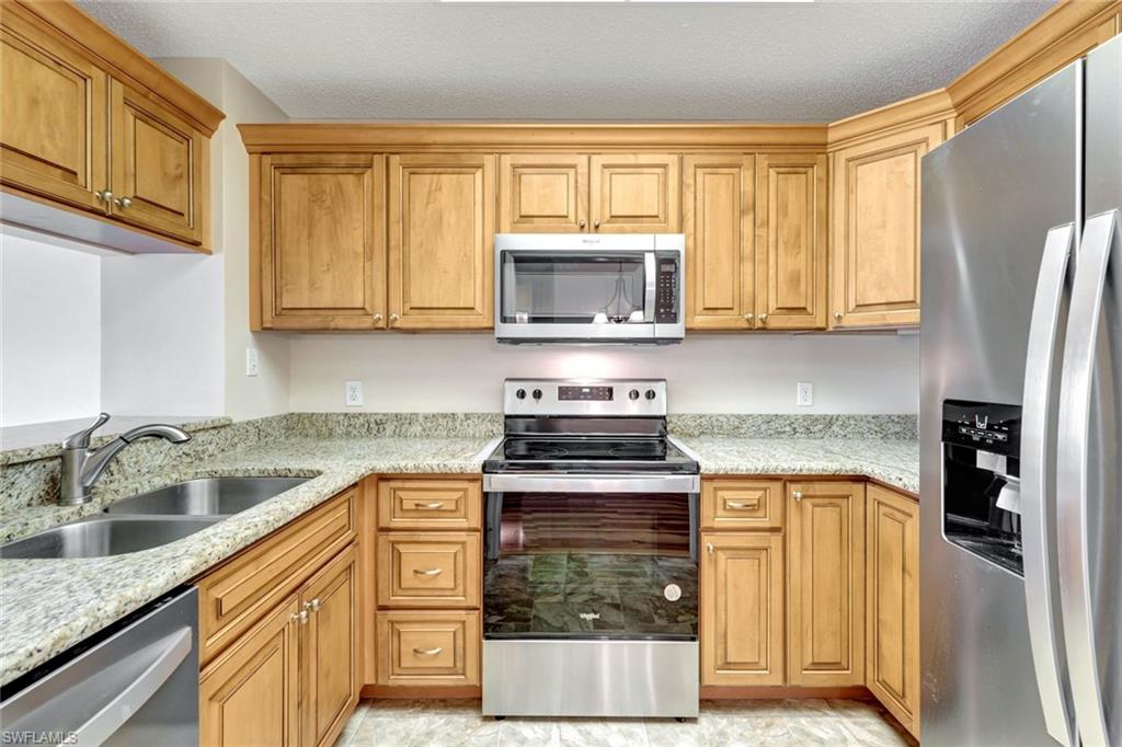 ARBOR TRACE - Residential