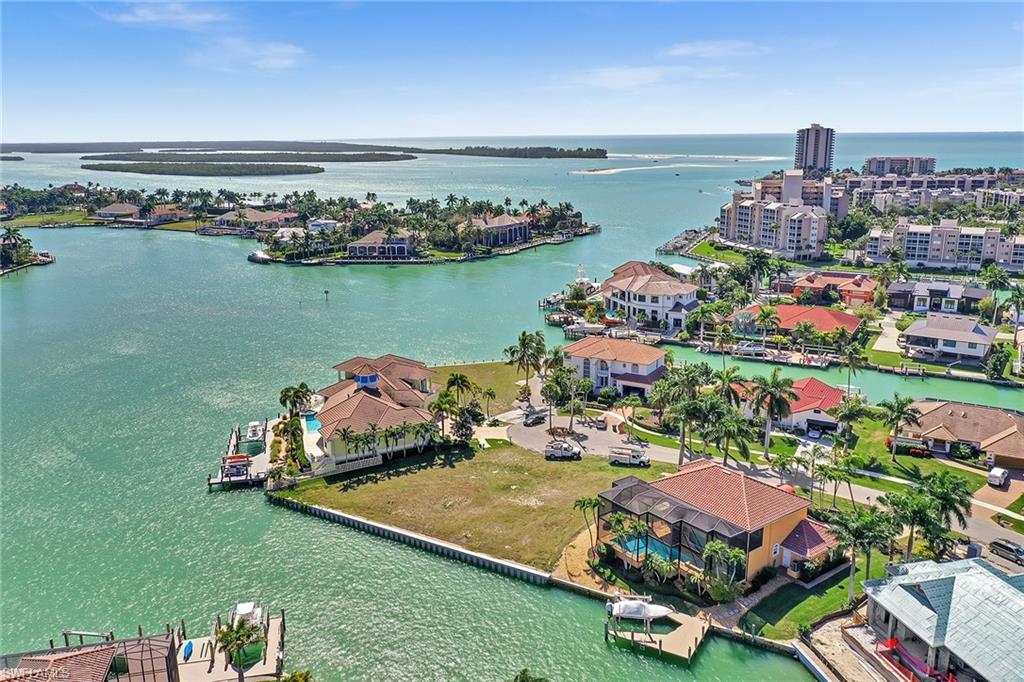 MARCO ISLAND - Land