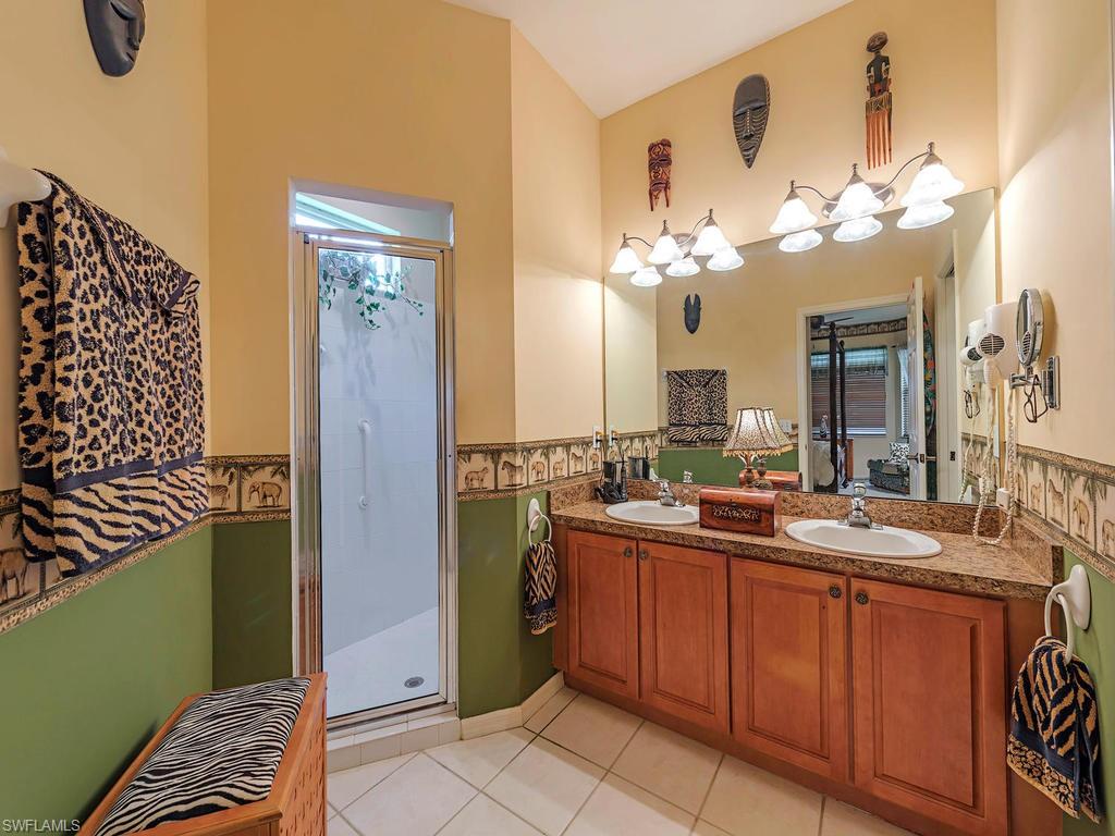 MAPLEWOOD - Residential