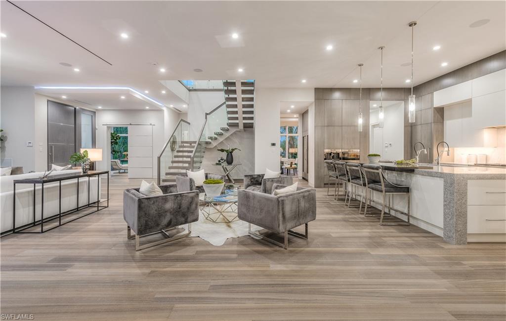 OLDE NAPLES - Residential