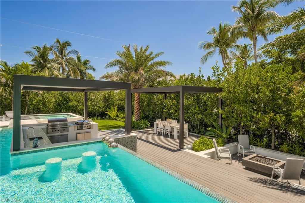 OLDE NAPLES - Residential