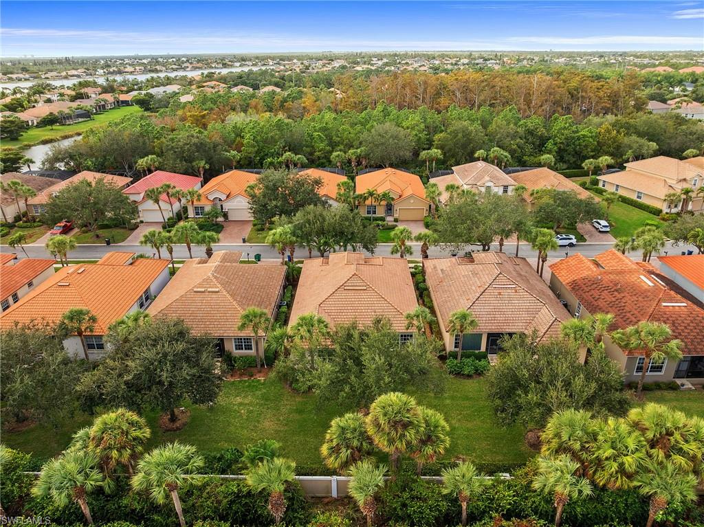 EMERSON SQUARE - Residential Lease