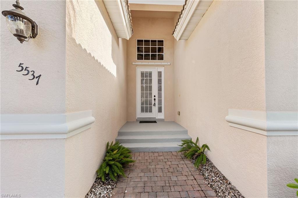 EMERSON SQUARE - Residential Lease