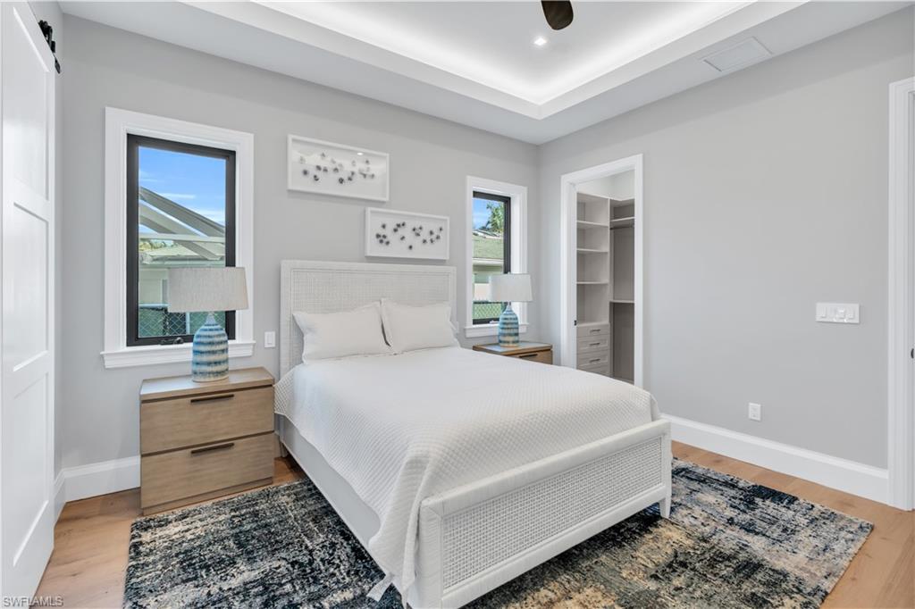 MOORINGS - Residential