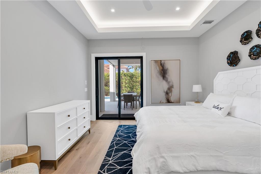 MOORINGS - Residential