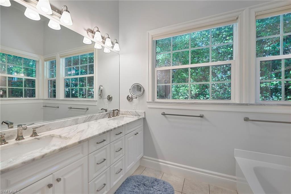 AMBLEWOOD - Residential