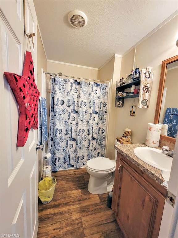 HORSESHOE ACRES - Residential