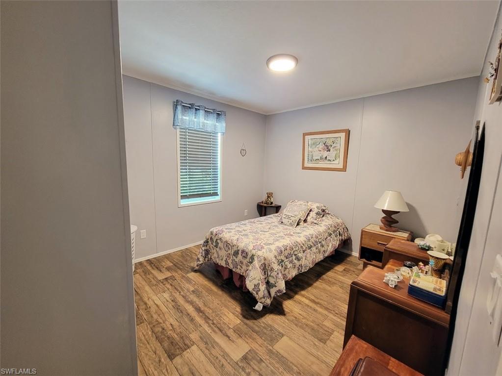 HORSESHOE ACRES - Residential