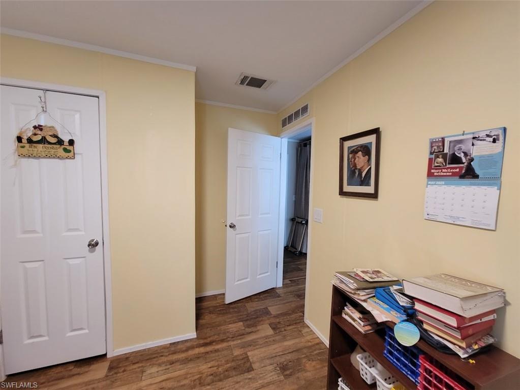 HORSESHOE ACRES - Residential