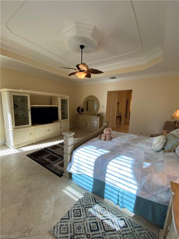 MOORINGS - Residential