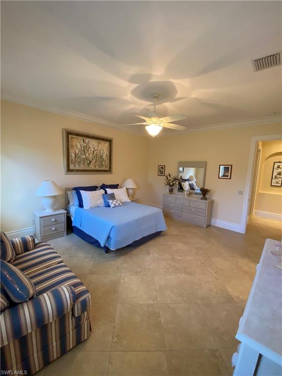 MOORINGS - Residential